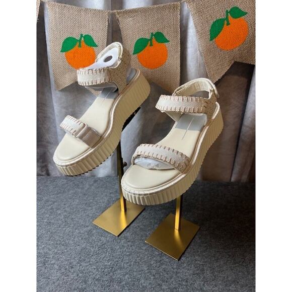 Dolce Vita Debra Ivory Suede Women’s Sandals size 8.5 Comfortable! NWB - Picture 1 of 7